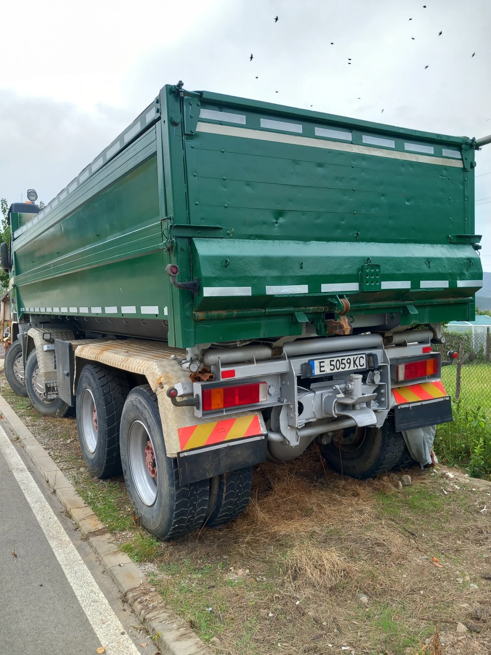 Volvo F12, снимка 2 - Камиони - 55380656