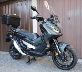 Honda X-ADV 750 Traction Control - Сервизна книжка, снимка 1