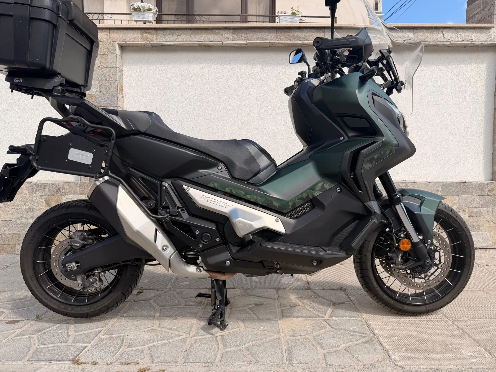 Honda X-ADV 750 ABS LED Traction Control, снимка 2 - Мотоциклети и мототехника - 54886787