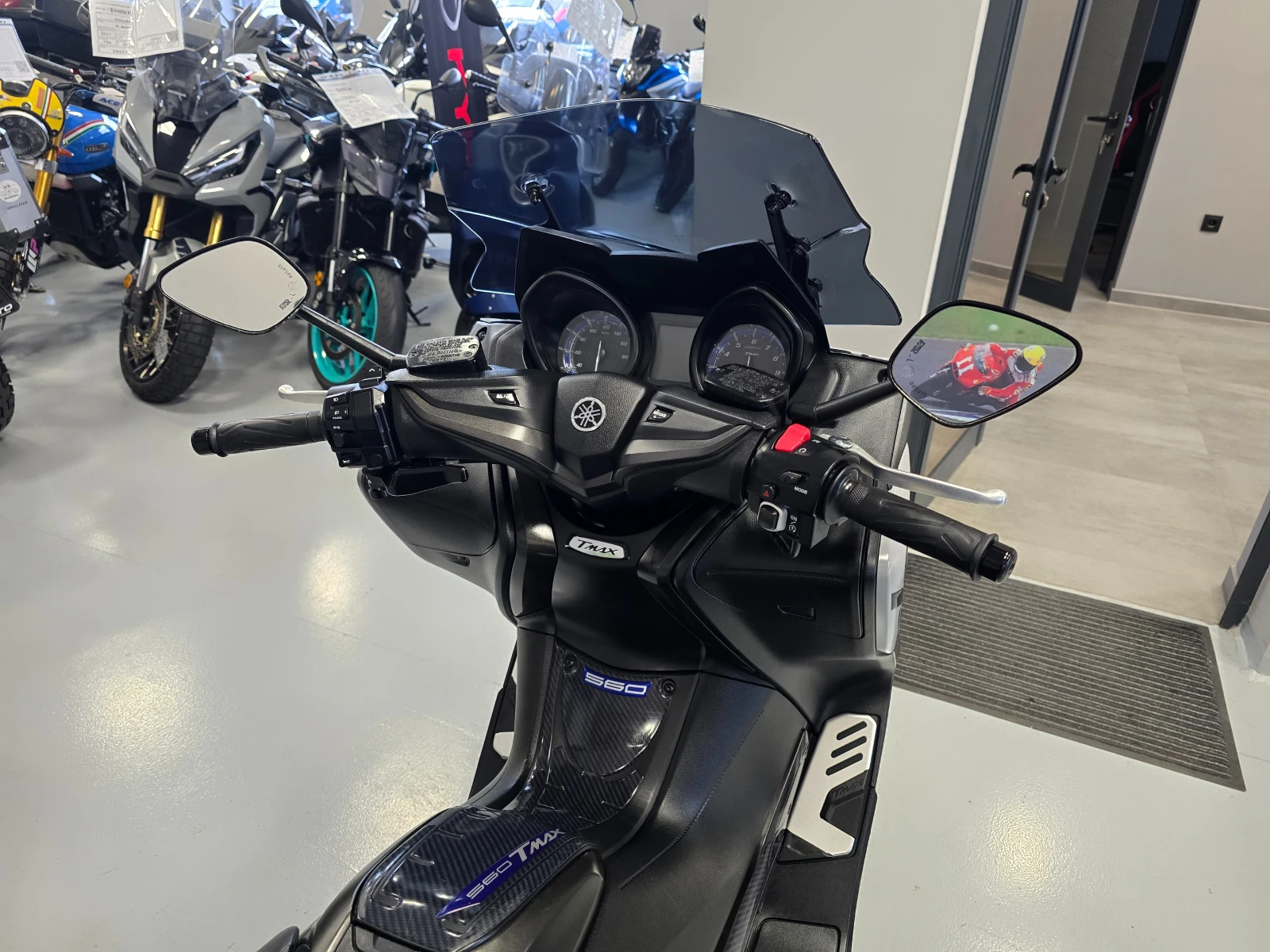 Yamaha T-max 560ie, Вариатор Malossi, Leo Vince!, снимка 11 - Мотоциклети и мототехника - 56311362