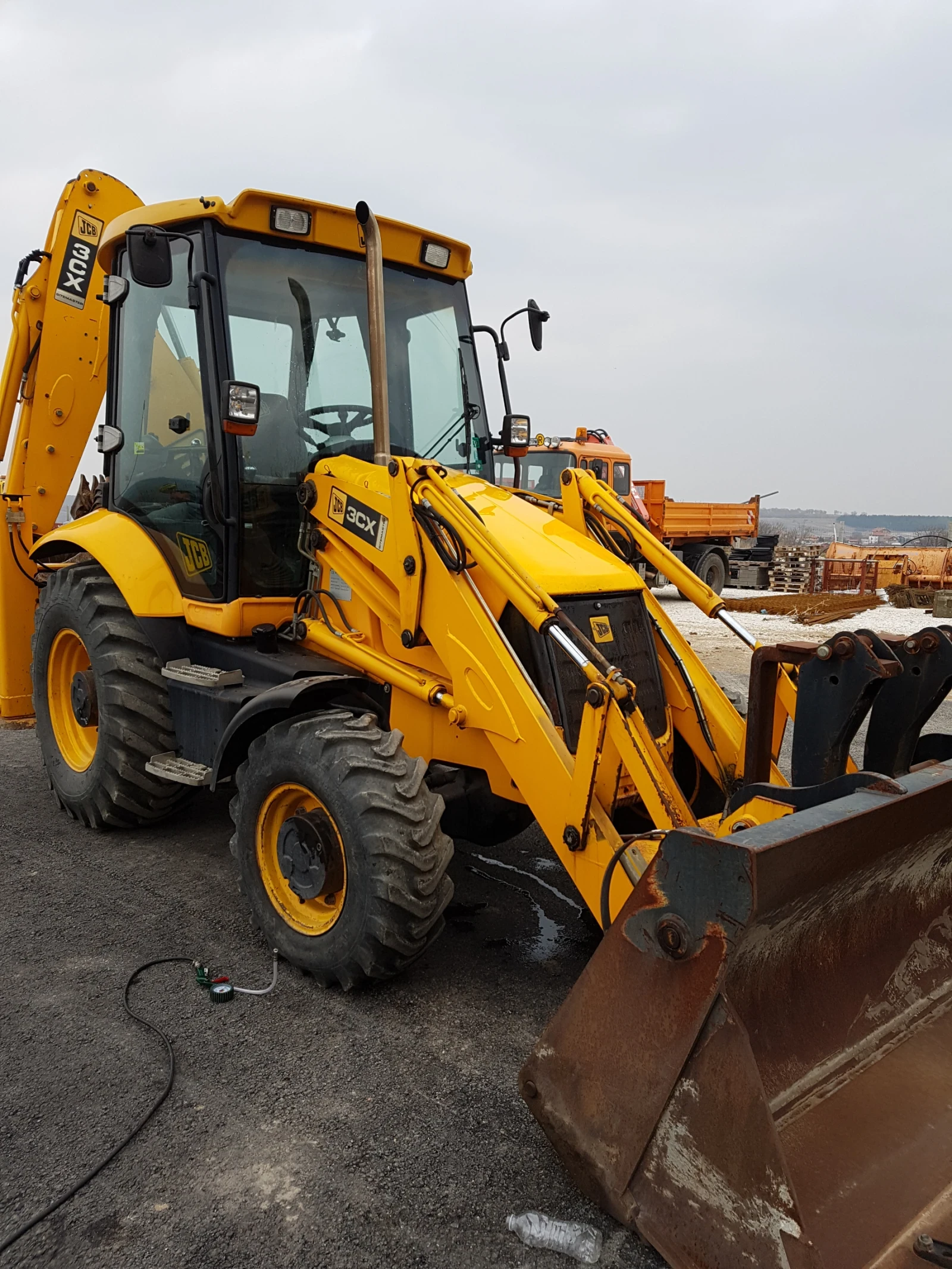 Багер JCB 3cx, снимка 2 - Индустриална техника - 54158725