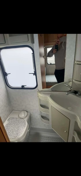 Каравана Adria ALTEA 502 DK, снимка 6 - Каравани и кемпери - 53638420