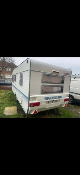 Каравана Adria ALTEA 502 DK, снимка 3 - Каравани и кемпери - 53638420