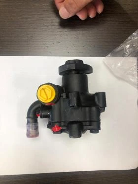 Хидравлична помпа фолцваген шаран, снимка 1