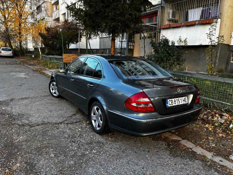 Mercedes-Benz E 350  4 MATIC, снимка 5 - Автомобили и джипове - 48101431