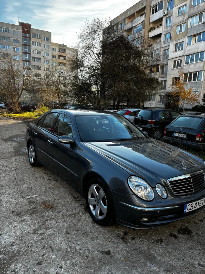 Mercedes-Benz E 350  4 MATIC, снимка 2 - Автомобили и джипове - 48101431