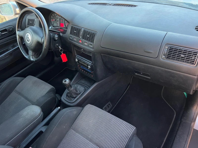 VW Golf 2.0TURBO FACELIFT/210кс/XENON/KLIMATRONIK/UNIKAT, снимка 13 - Автомобили и джипове - 51871143