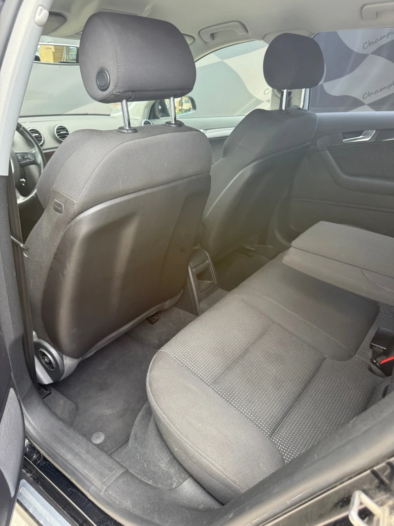 Audi A3 1.8 турбо, снимка 11 - Автомобили и джипове - 52031534