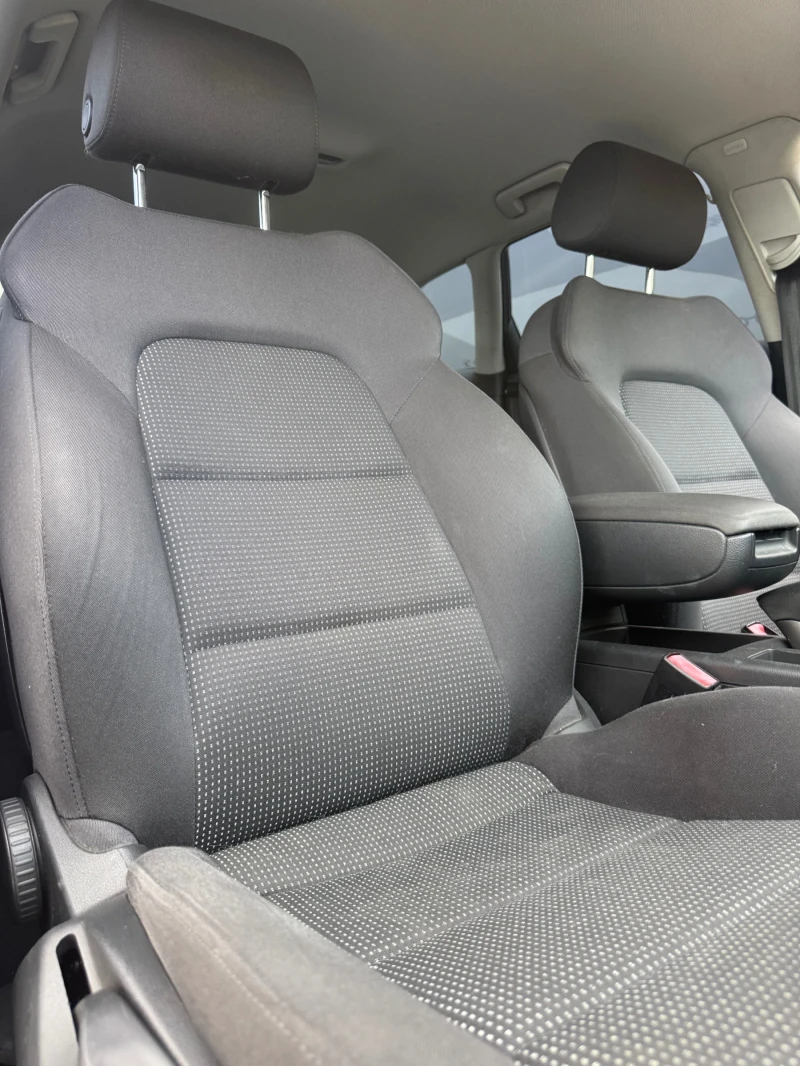 Audi A3 1.8 турбо, снимка 13 - Автомобили и джипове - 52031534