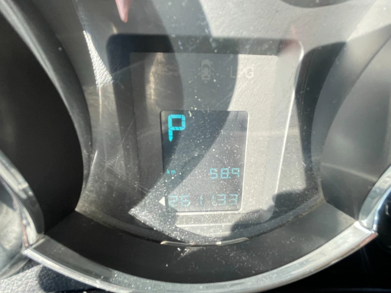 Chevrolet Cruze LT УЧЕБЕН + ГАЗ, снимка 9 - Автомобили и джипове - 52450223