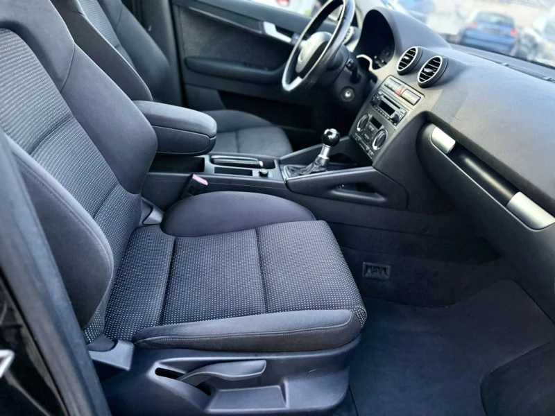 Audi A3 2.0 6-скорости, снимка 12 - Автомобили и джипове - 52431474