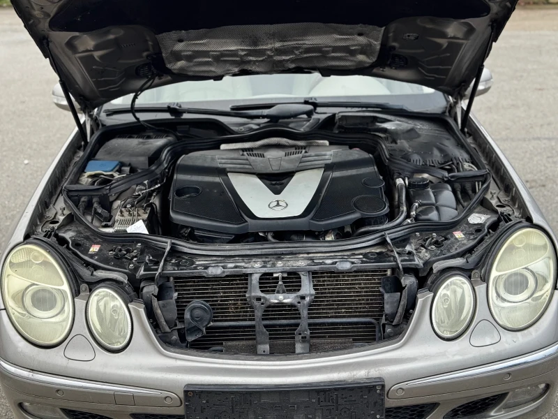 Mercedes-Benz E 320, снимка 14 - Автомобили и джипове - 52514797