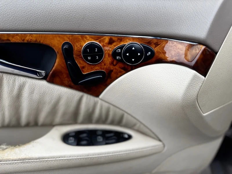Mercedes-Benz E 320, снимка 12 - Автомобили и джипове - 52514797