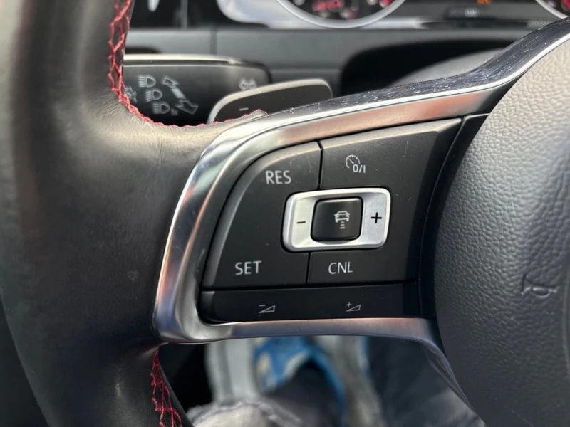 VW Golf GTI* ФИНАНСИРАНЕ* КУПИ СЕГА, снимка 17 - Автомобили и джипове - 52692366