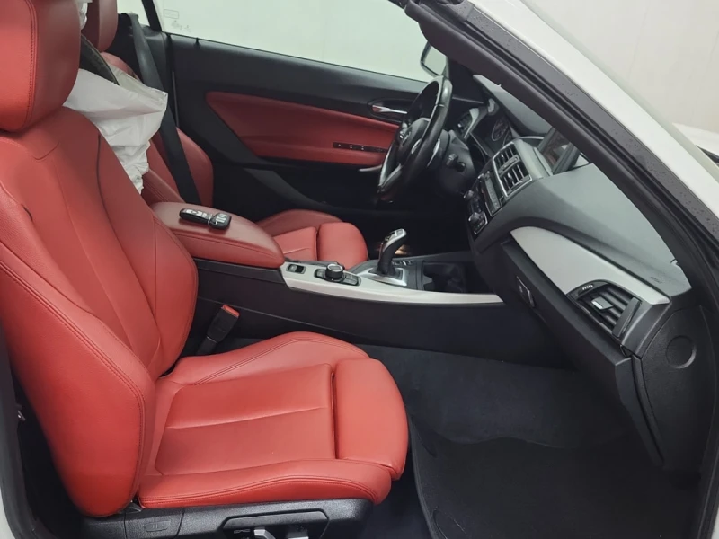 BMW 235 * АВТО КРЕДИТ* ЦЕНА ДО БГ * Сервизна история * , снимка 11 - Автомобили и джипове - 52949681