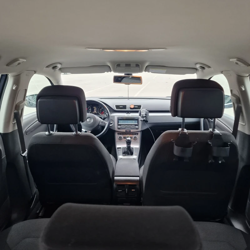 VW Passat, снимка 12 - Автомобили и джипове - 53303709