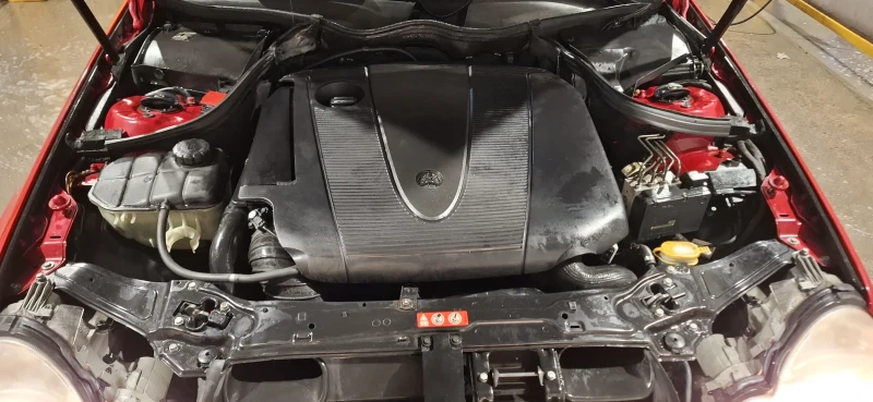 Mercedes-Benz C 200 Facelift CDi Avtomat Каско DPF, снимка 11 - Автомобили и джипове - 53471616