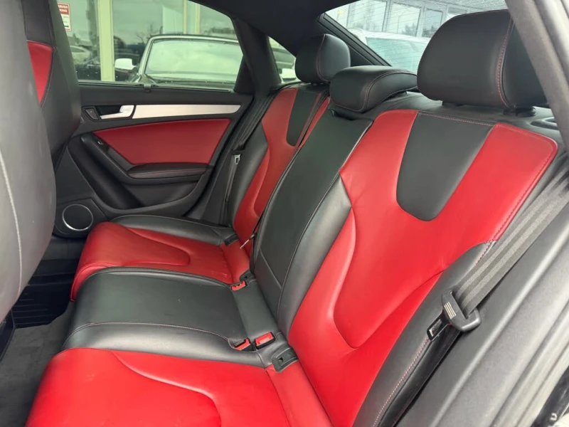 Audi S4 quattro Premium* АвтоКредит* (Цена до БГ) , снимка 11 - Автомобили и джипове - 53524549