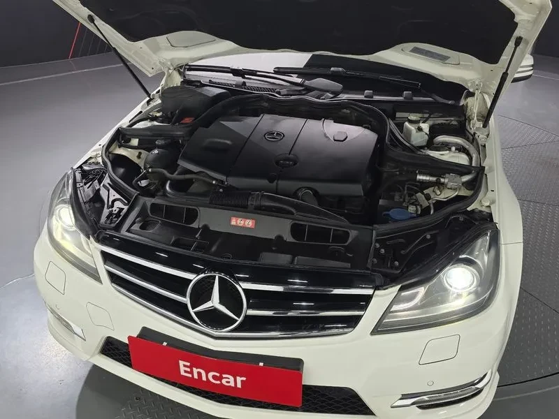 Mercedes-Benz C 220 Cdi 4Matic Edition C - изображение 6