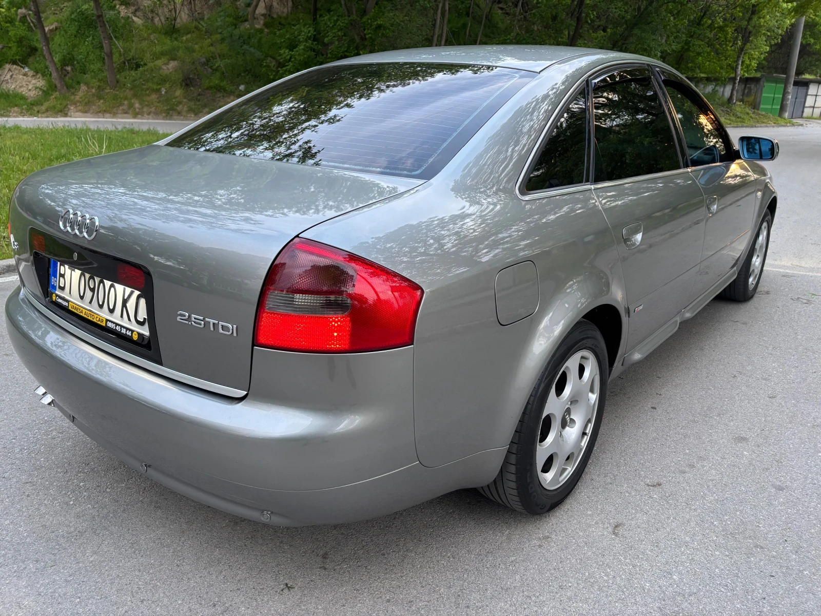 Audi A6 2.5 TDI avtomat - изображение 5
