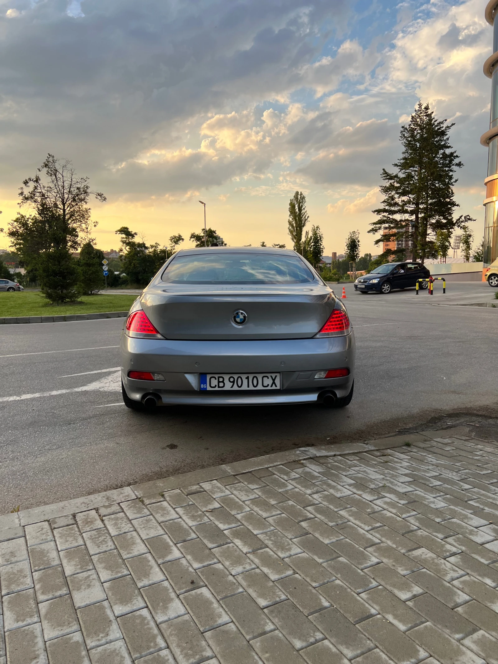 BMW 630 Червен рекаро салон ЛИЗИНГ - изображение 6