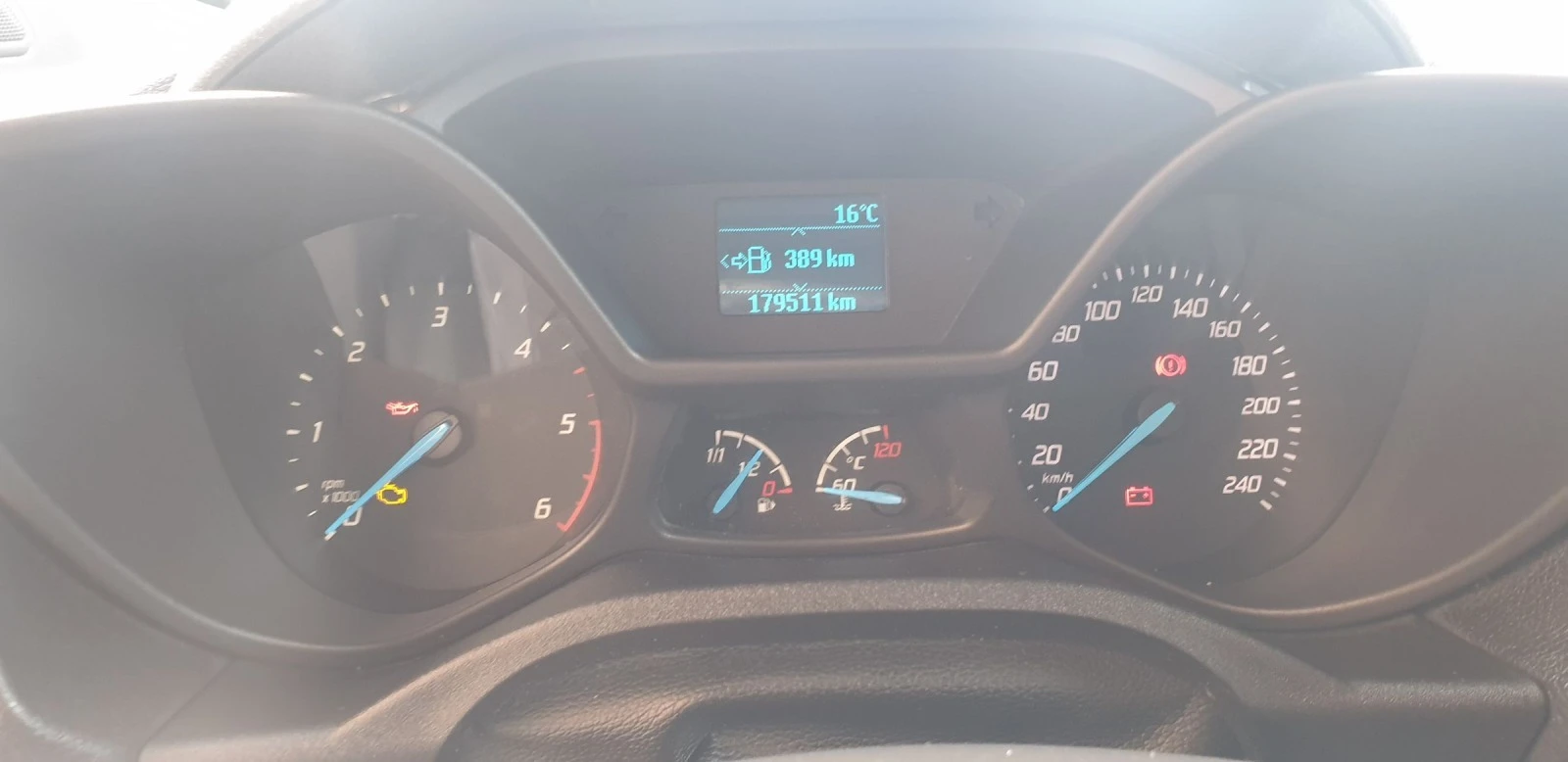 Ford Connect 1.6tdci - изображение 9