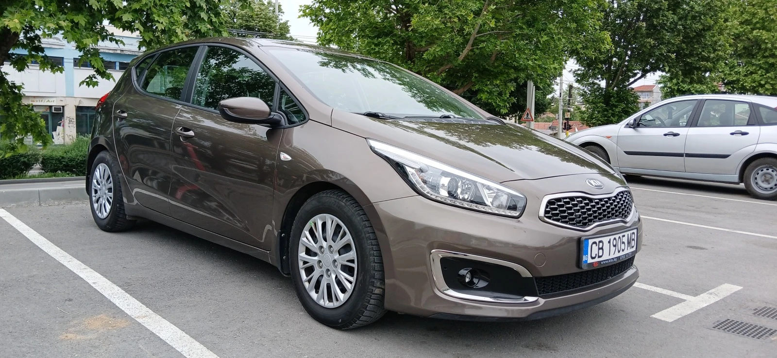 Kia Ceed CRDI, Гаранция 2025г., 136 к.с. - изображение 3