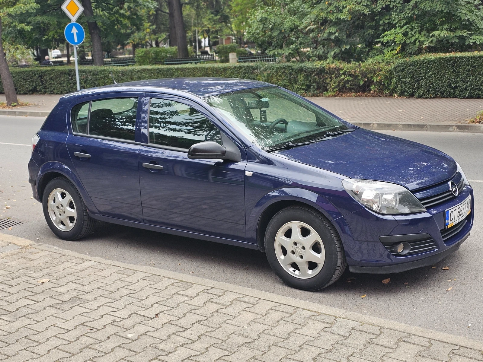 Opel Astra ASTRA H 1.4 - изображение 8