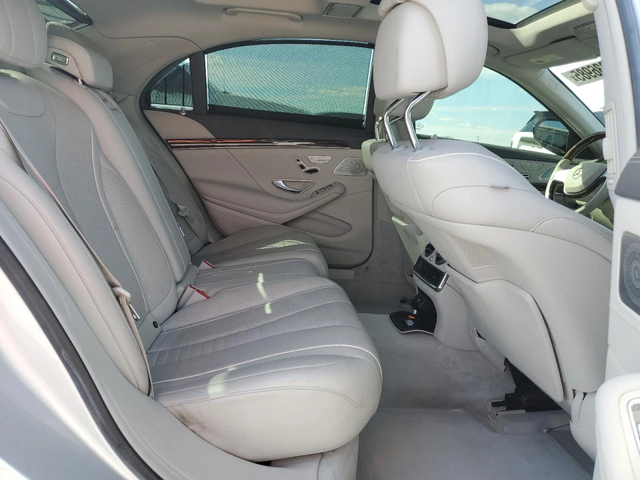 Mercedes-Benz S 550 360* Maсаж* Подгрев* Обдухване* Burmester - изображение 10