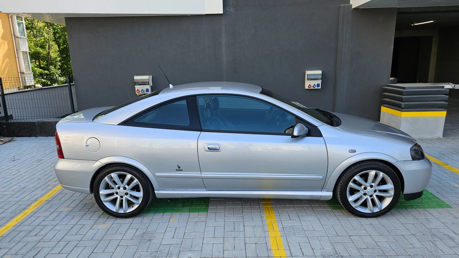Opel Astra Bertone 1.8 125ps - изображение 8