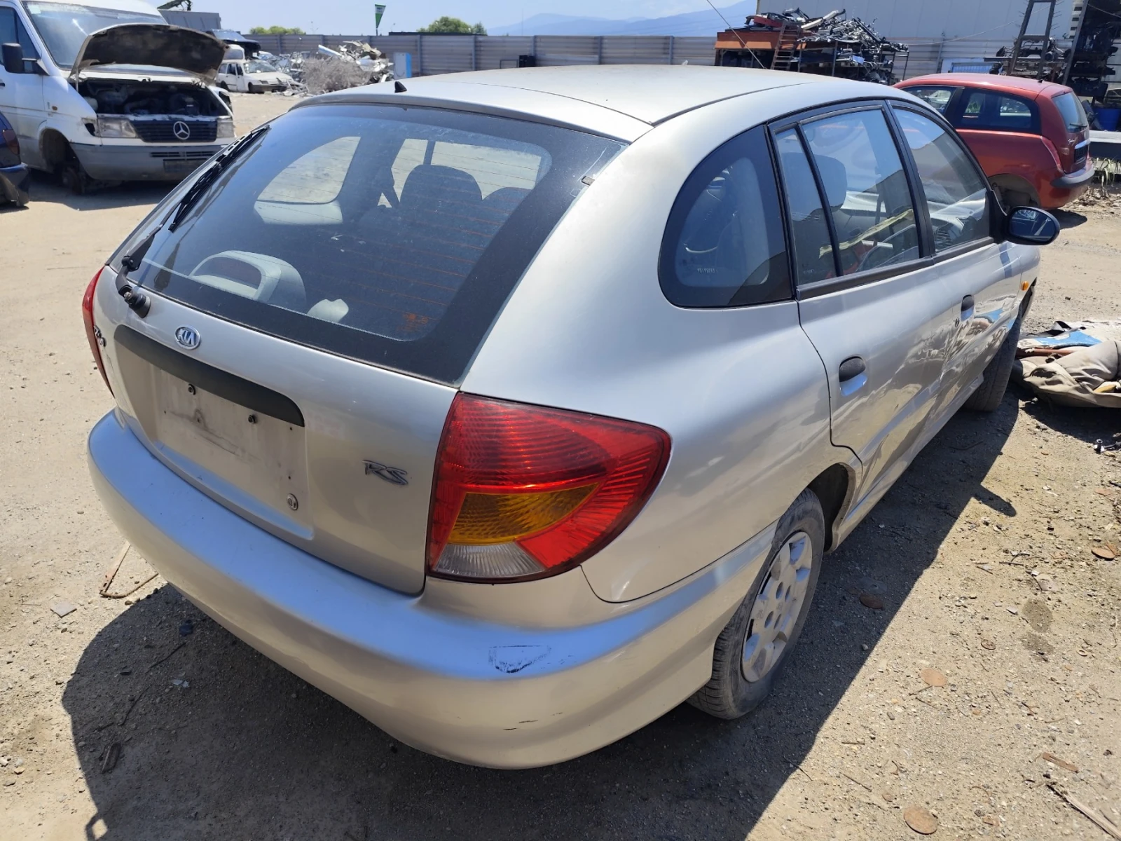 Kia Rio 1.4 - изображение 5