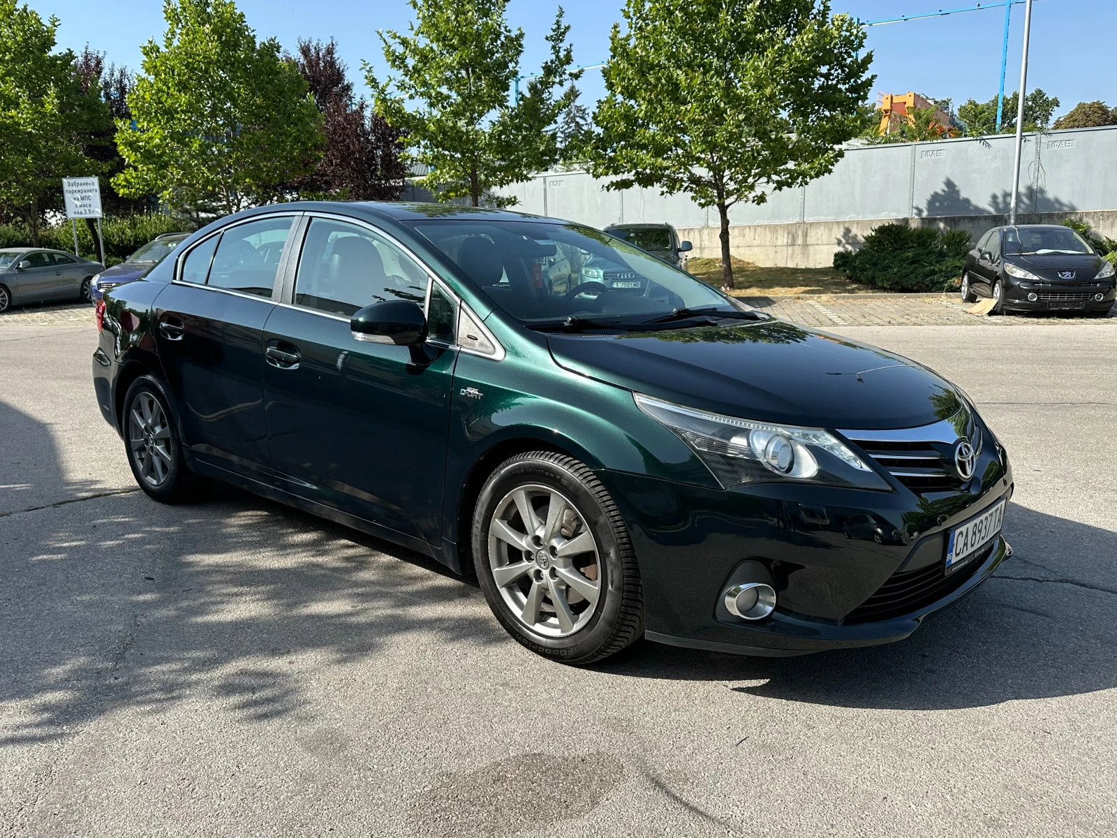 Toyota Avensis 2.2D 150кс Автомат - изображение 5