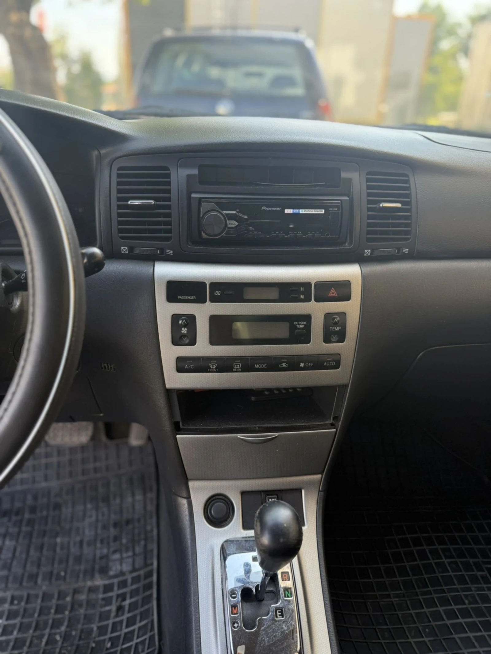 Toyota Corolla  - изображение 3