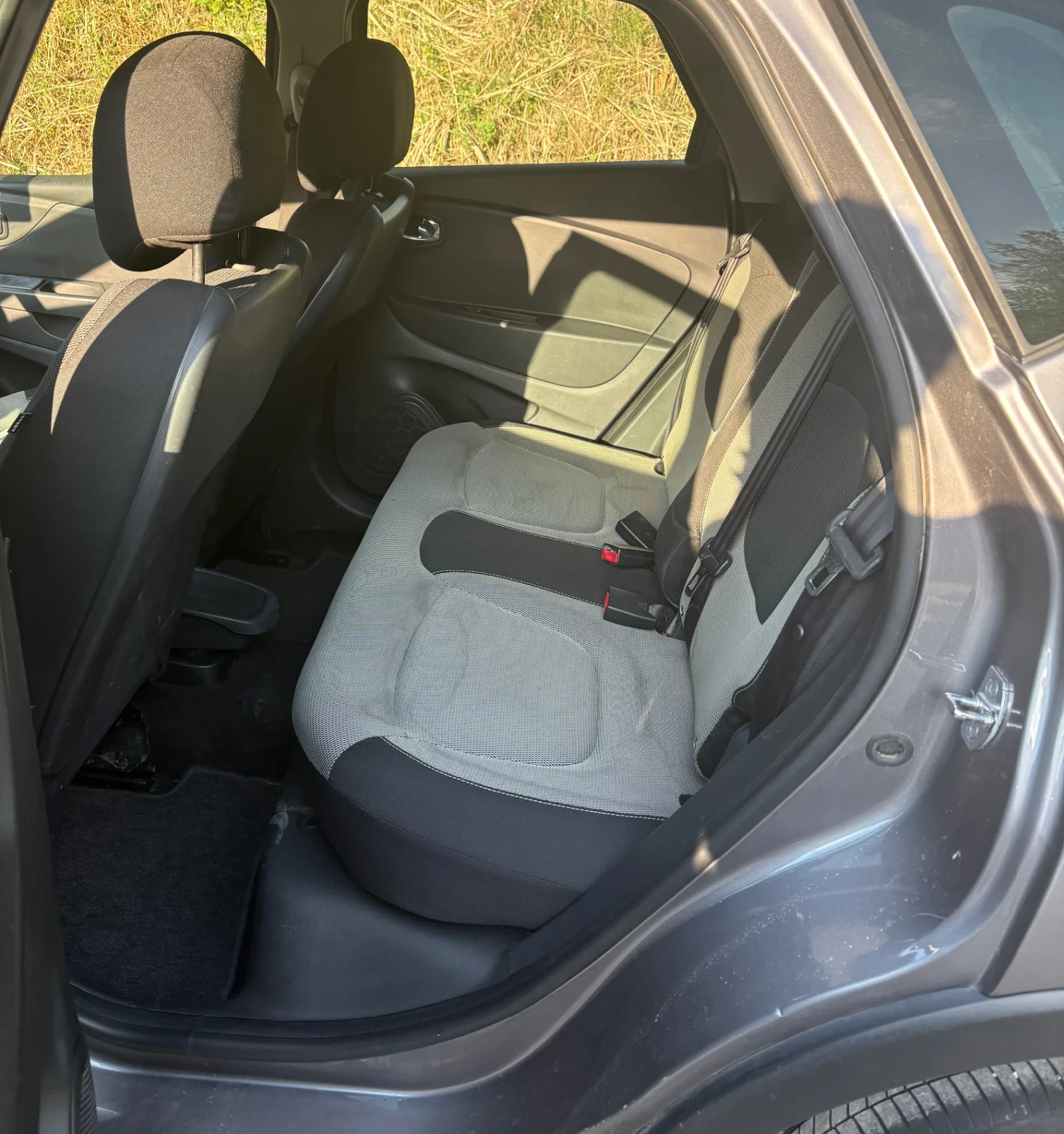 Renault Captur 1.5 DCI EURO6 - изображение 10