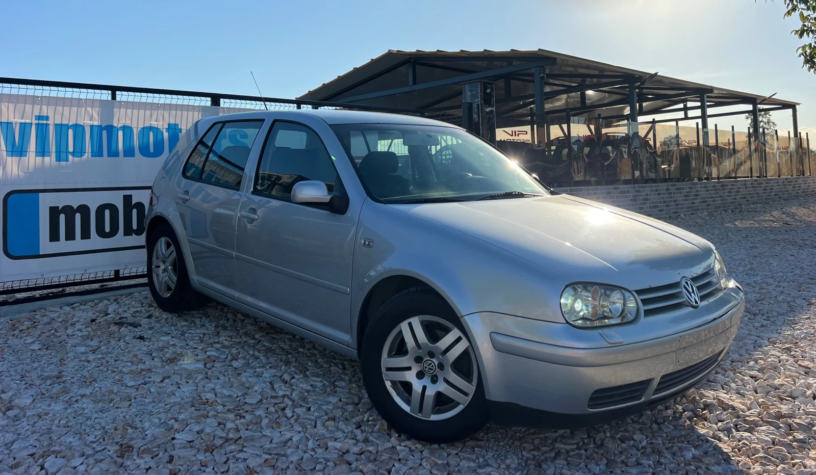 VW Golf 2.0TURBO FACELIFT/210кс/XENON/KLIMATRONIK/UNIKAT - изображение 5