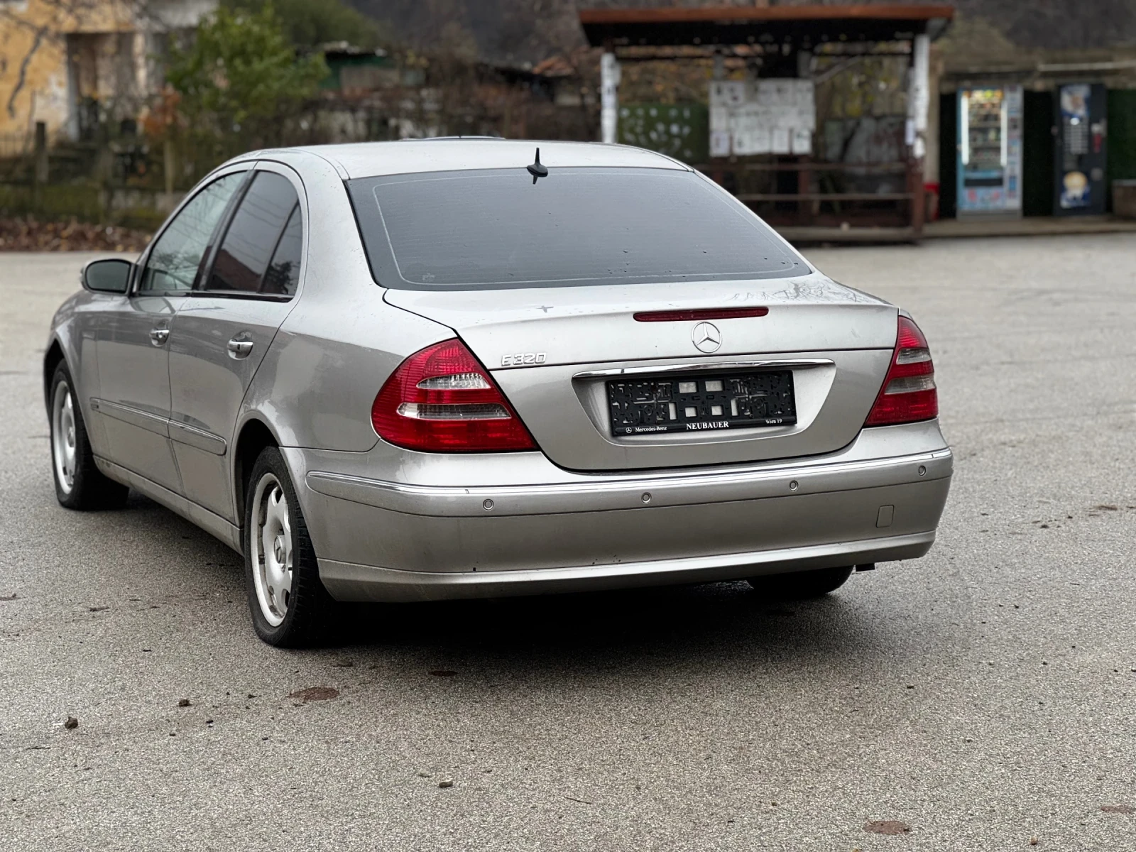 Mercedes-Benz E 320 | Mobile.bg   3