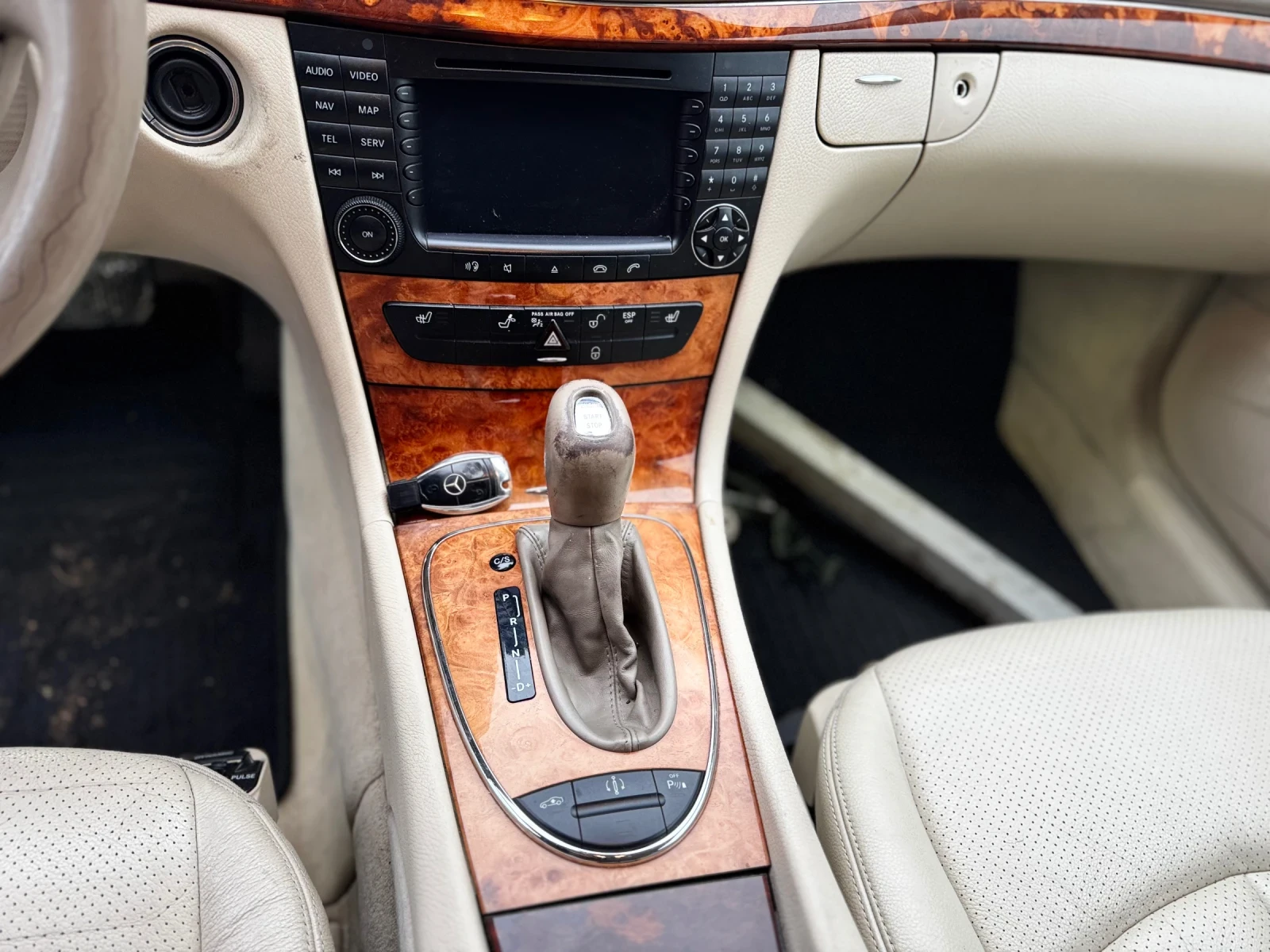 Mercedes-Benz E 320 | Mobile.bg   13