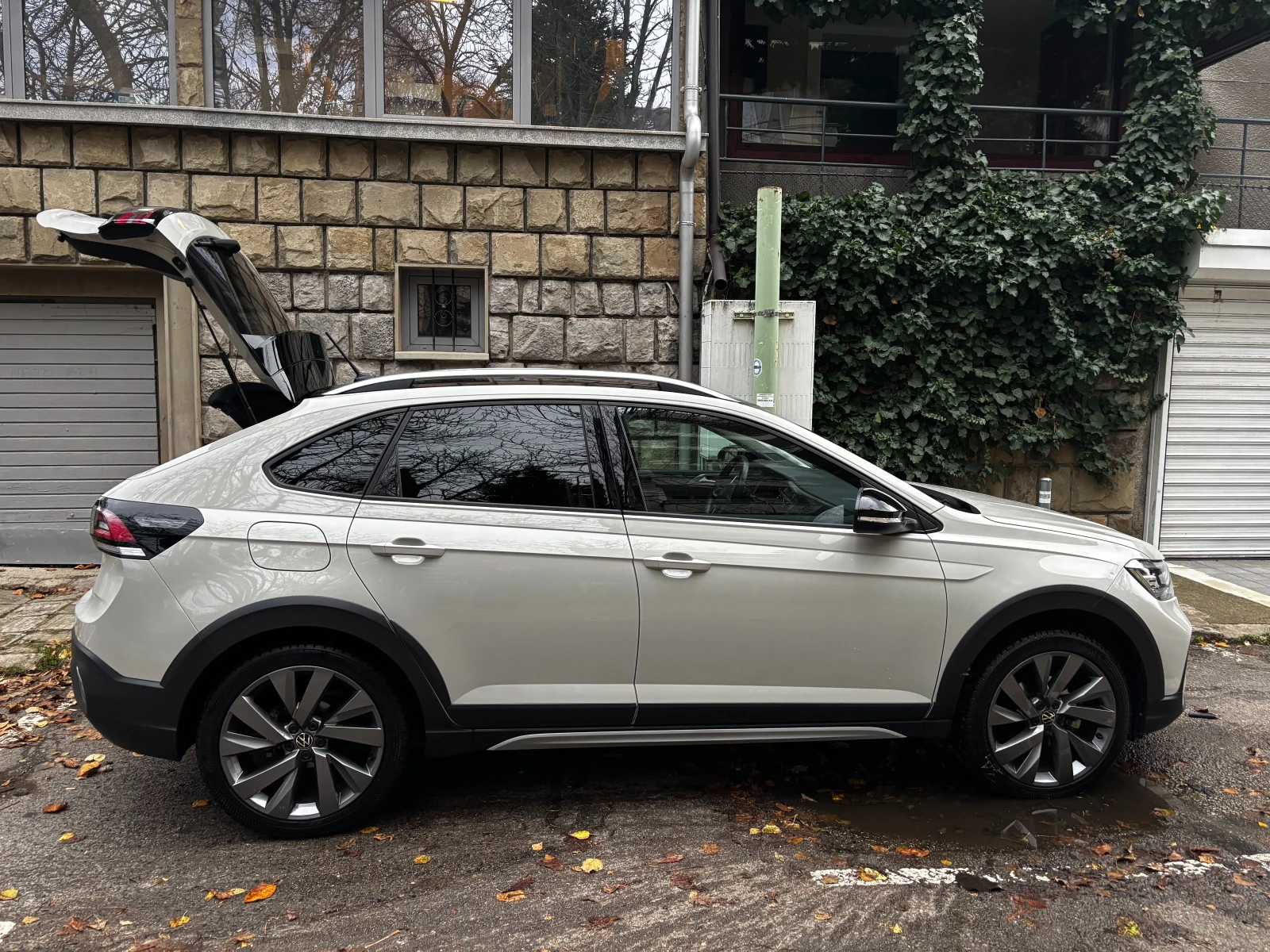 VW Taigo Style 1.0 Ascot Grey | Mobile.bg   2