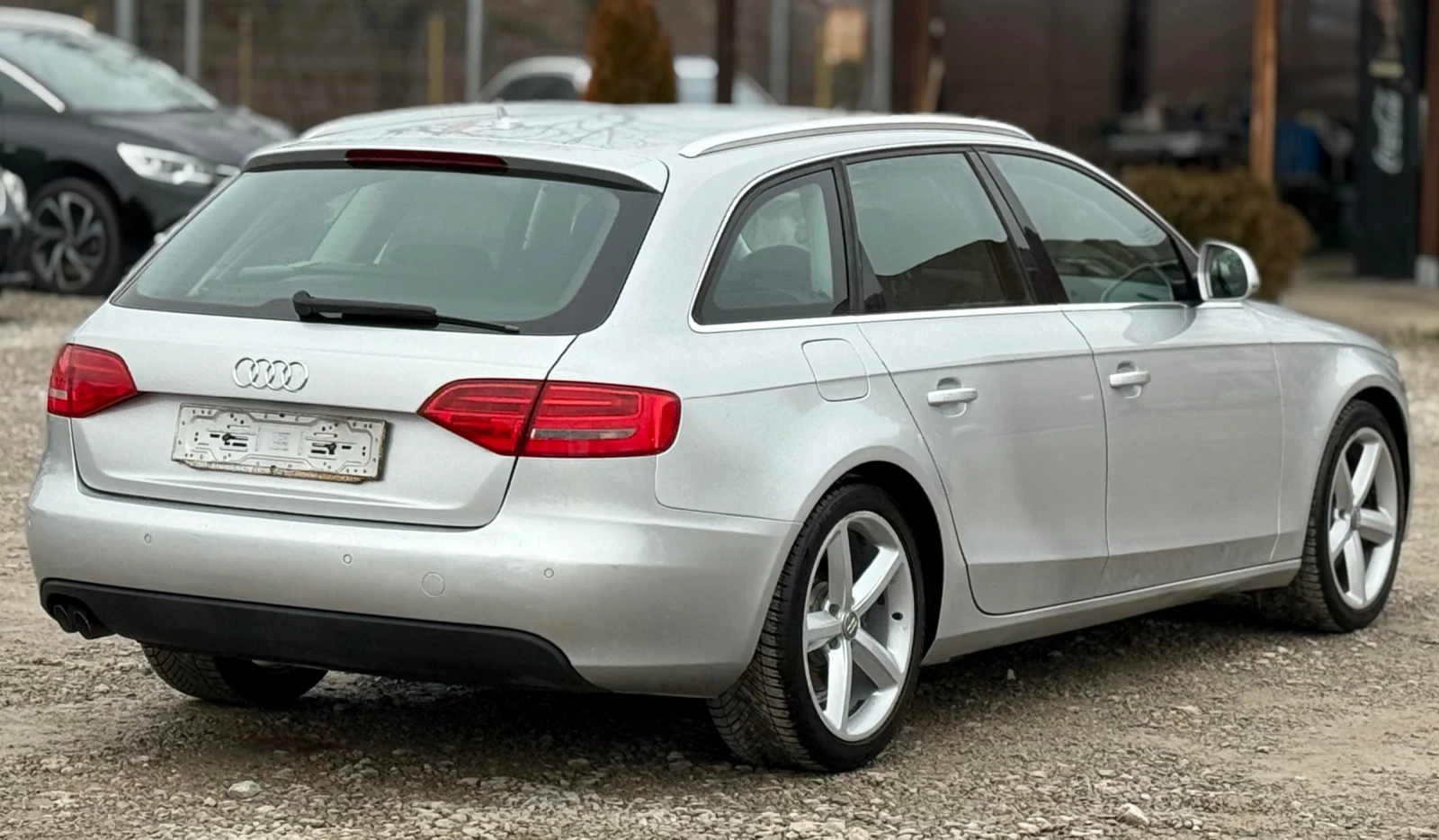 Audi A4 2.0TDi 143к.с * Навигация* * Ксенон* * ИТАЛИЯ*  - изображение 6