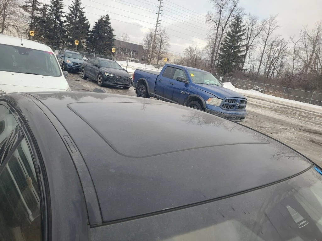 BMW 330 xDrive * LED ������ * �������� * CARFAX *  | Mobile.bg � ����������� 12