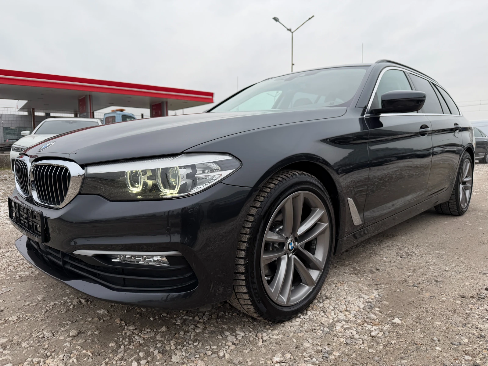 BMW 520 2.0d XDRIVE - изображение 3