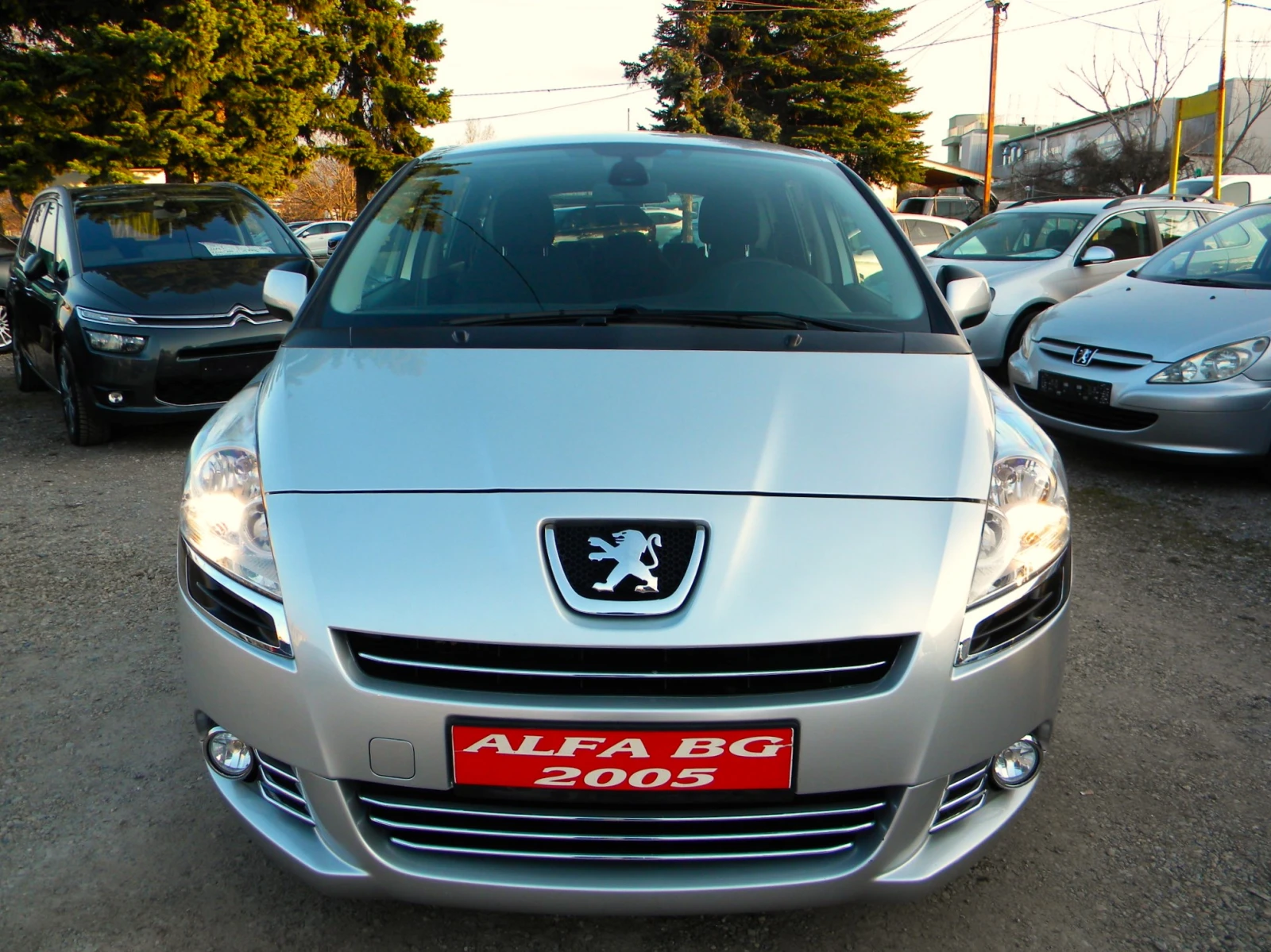 Peugeot 5008 1.6ecoHDI-6ck-7места* KATO НОВО  EURO5B, снимка 2 - Автомобили и джипове - 53849262