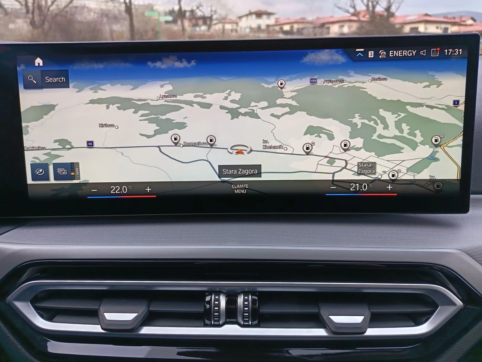 BMW 318 i* ГАРАНЦИОНЕН HEAD UP FULL LED* , снимка 14 - Автомобили и джипове - 53912809