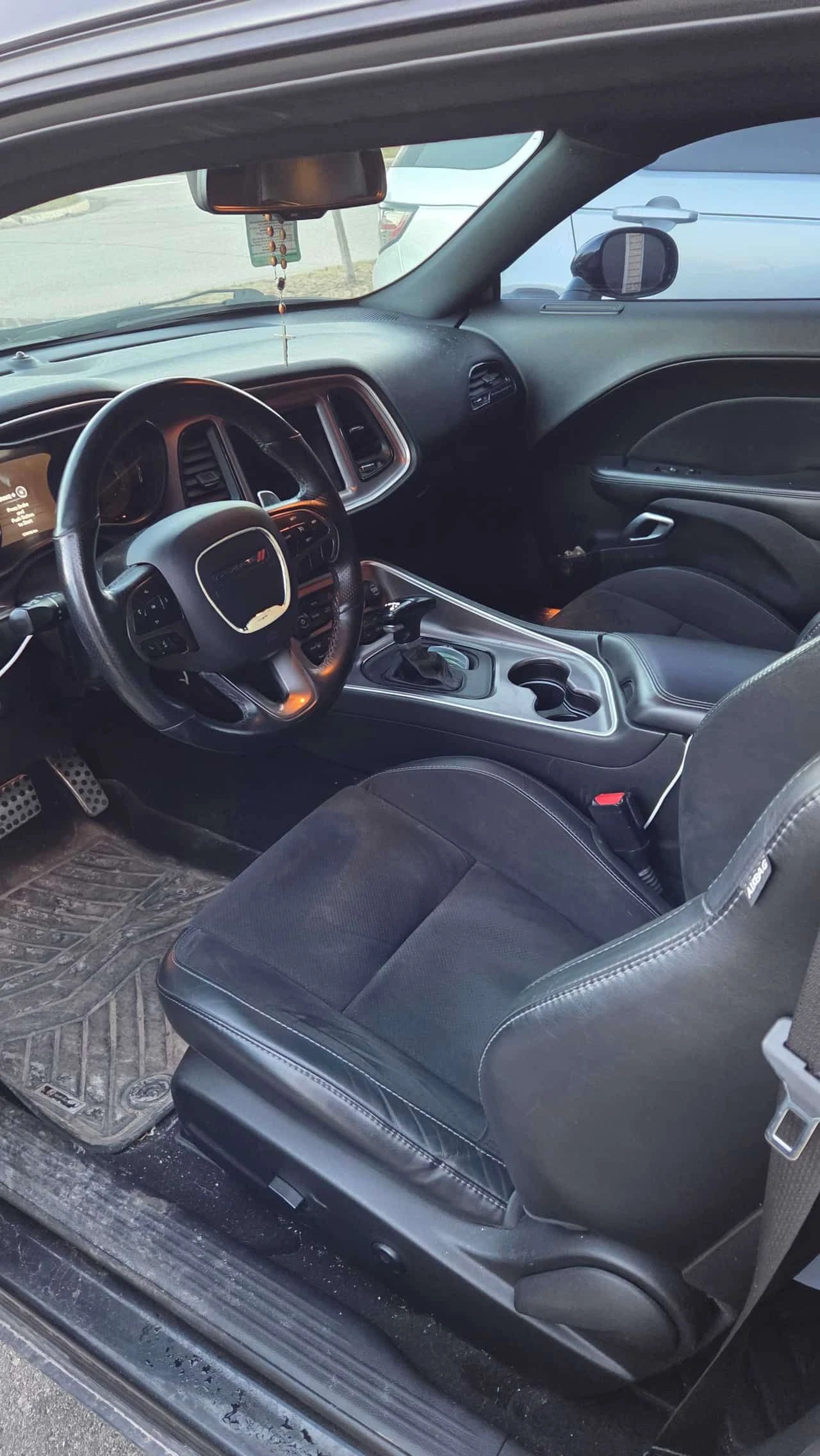 Dodge Challenger  GT / CARFAX /3.6/CARPLAY, снимка 5 - Автомобили и джипове - 53957972