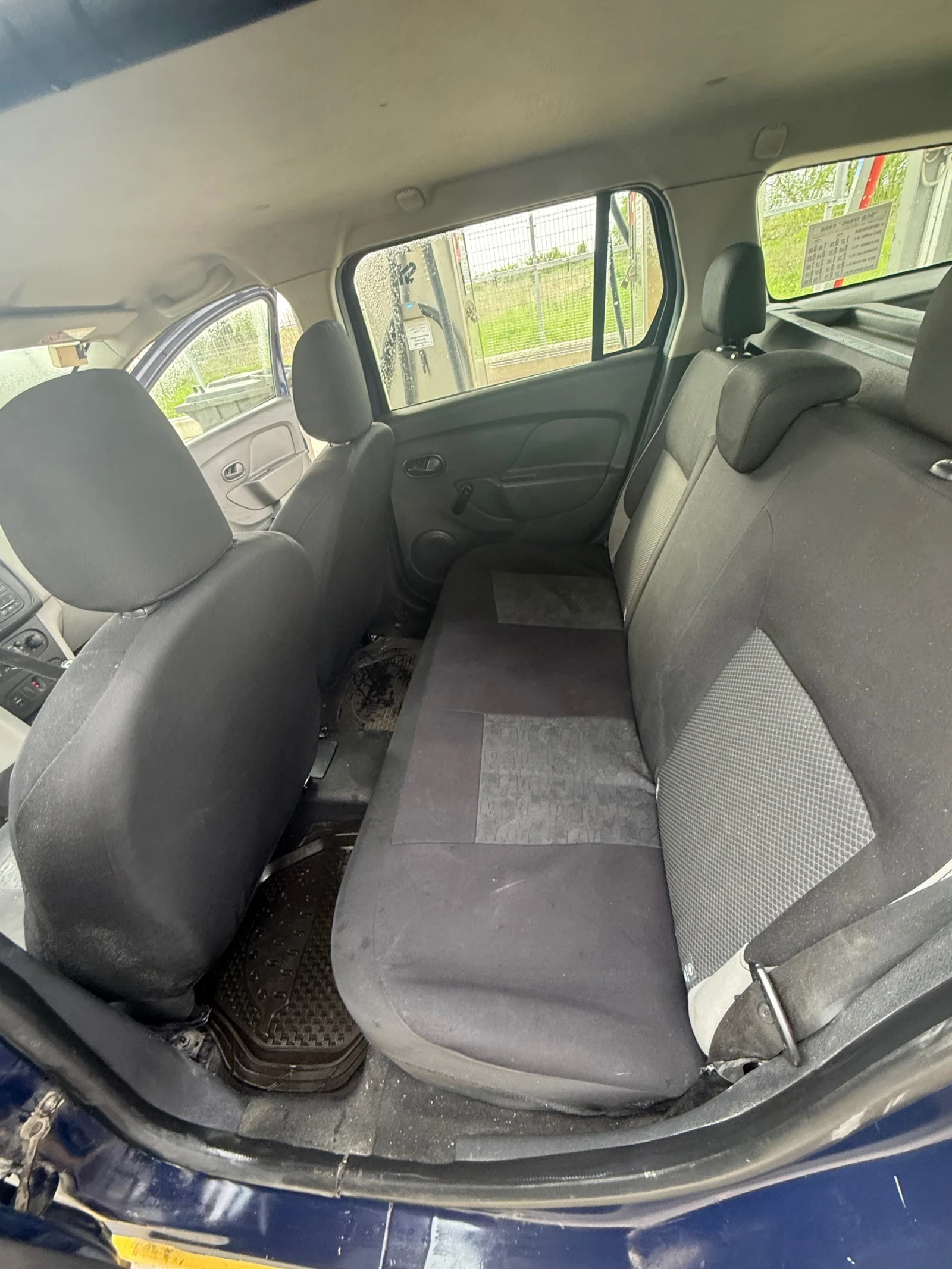 Dacia Logan 1.2 MCV, снимка 4 - Автомобили и джипове - 54213475