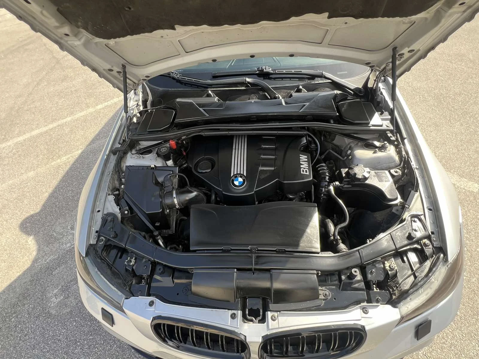 BMW 320, снимка 4 - Автомобили и джипове - 54249793