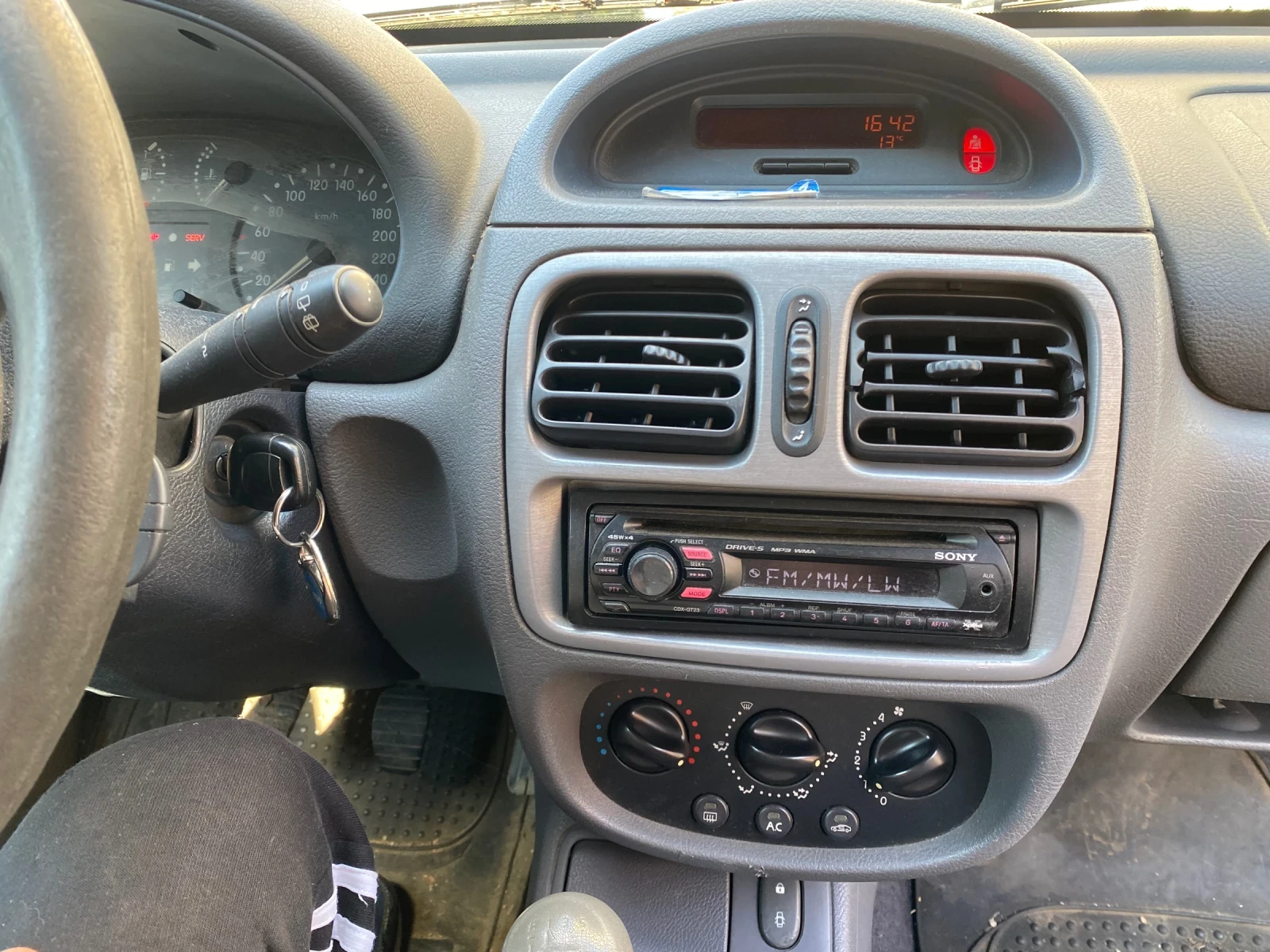 Renault Clio | Mobile.bg � ����������� 8