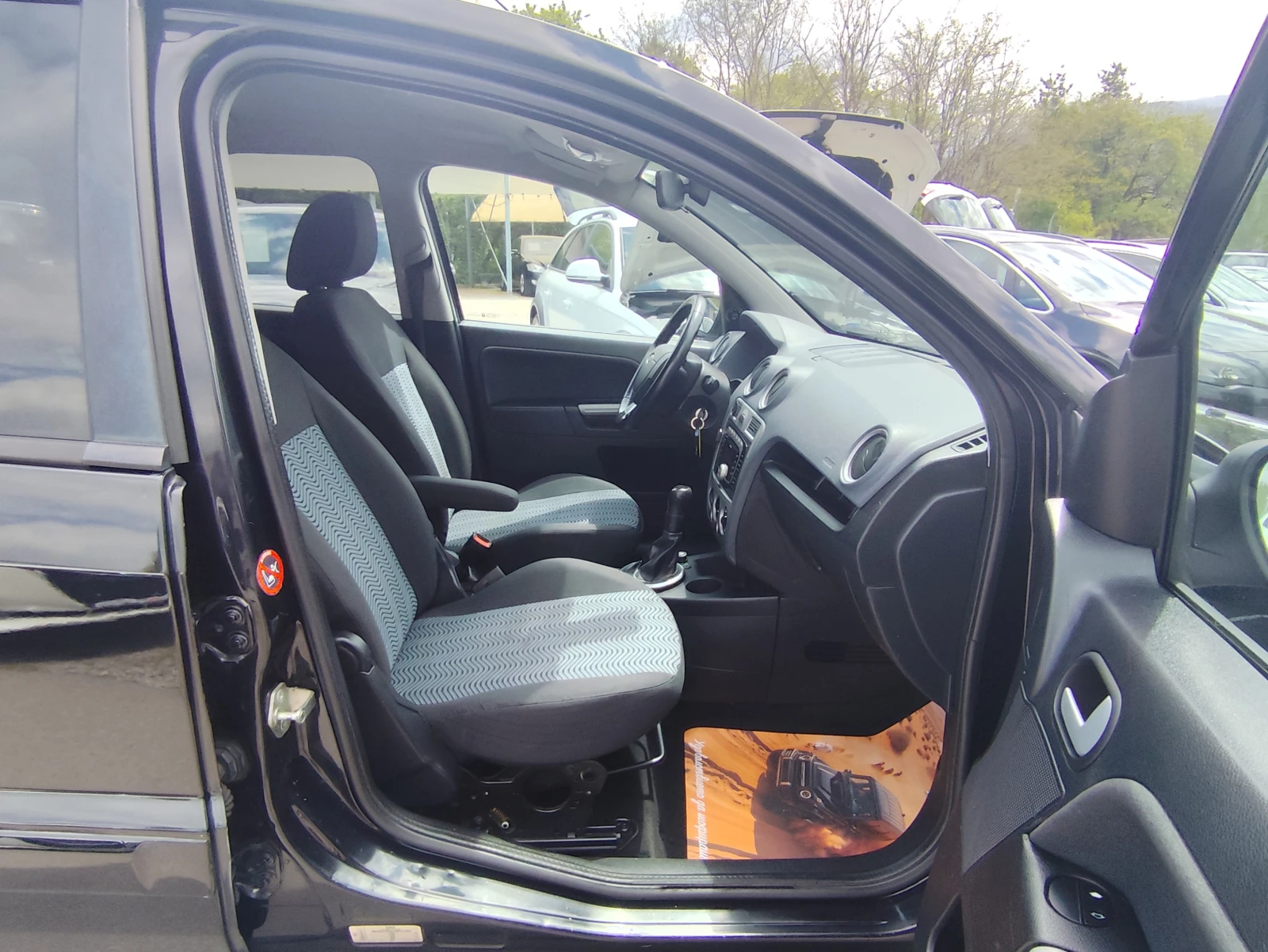 Ford Fusion 1.4i* KLIMA* , снимка 11 - Автомобили и джипове - 54389680