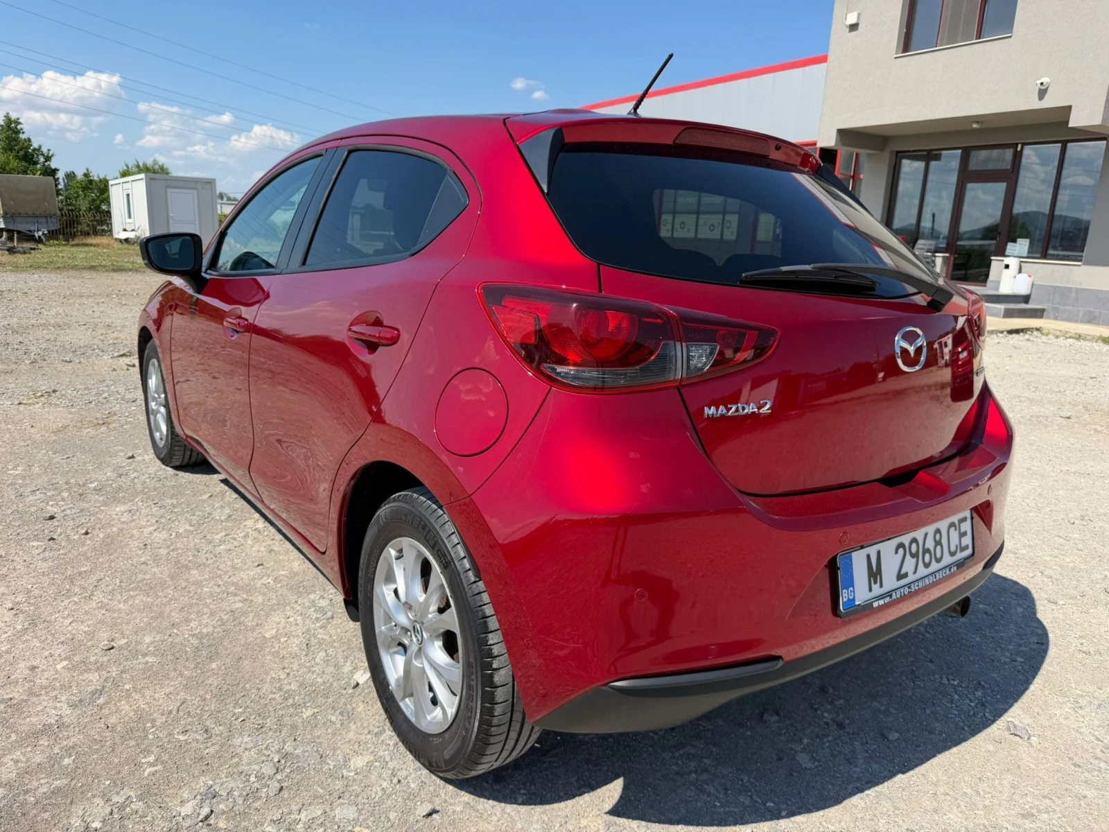 Mazda 2 1.5 Skyaktiv-G -  АВТОМАТИК , снимка 5 - Автомобили и джипове - 55050966