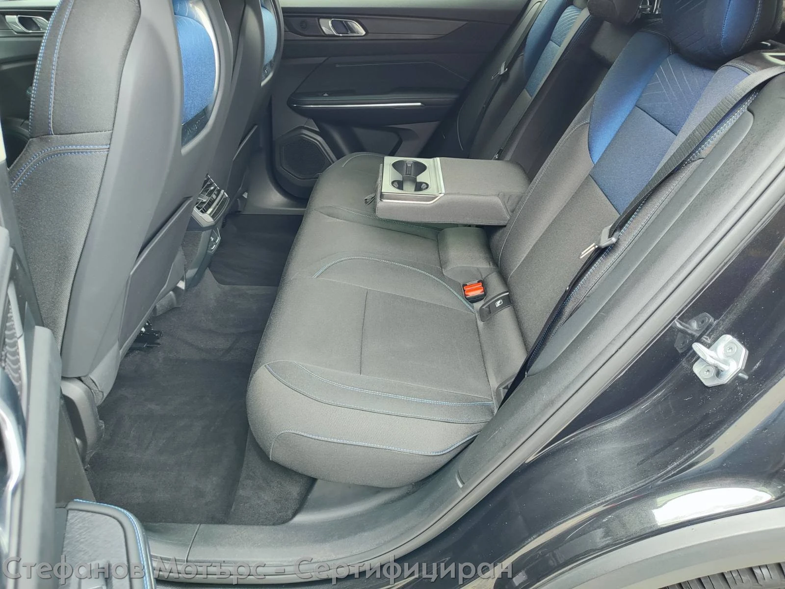 LynkCo 01 1.5 Plug-In Hybrid (261hp) AT7 | Mobile.bg � ����������� 13